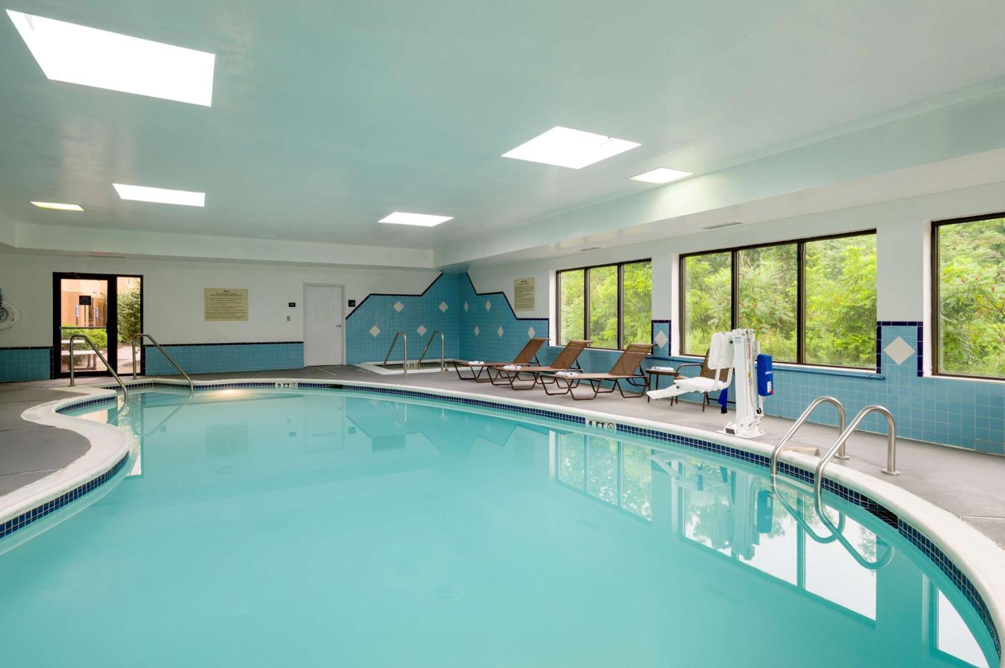 Hampton Inn Danville Zewnętrze zdjęcie
