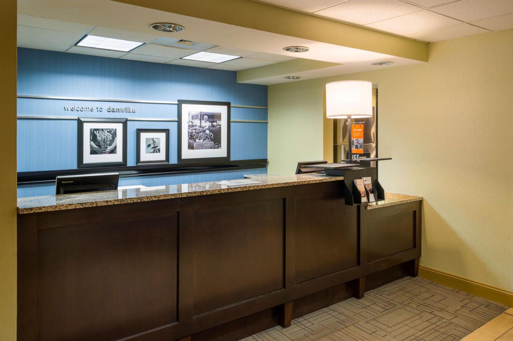 Hampton Inn Danville Zewnętrze zdjęcie