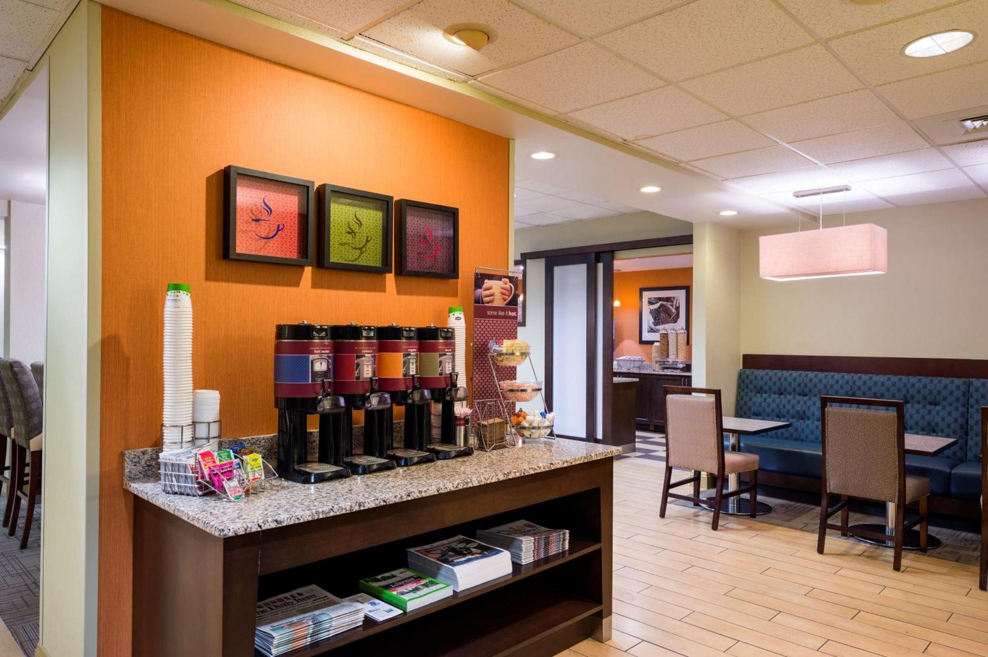Hampton Inn Danville Zewnętrze zdjęcie